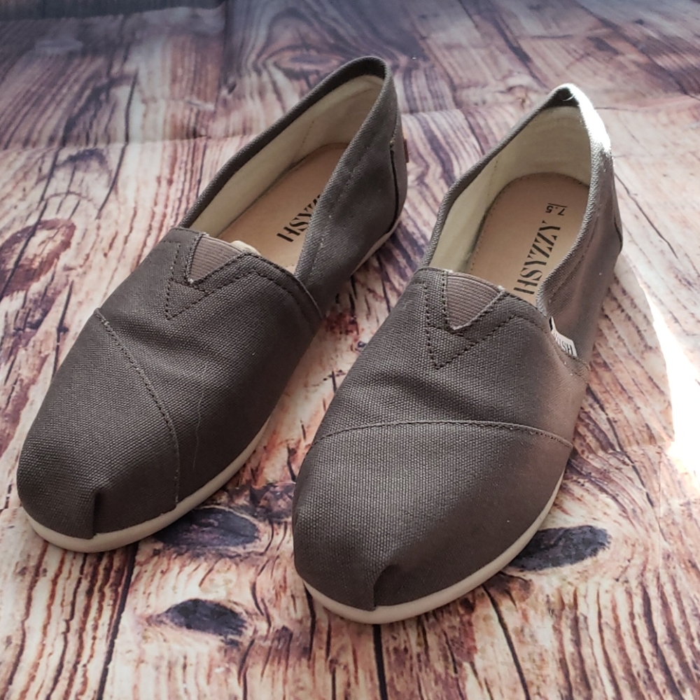 Canvas loafers